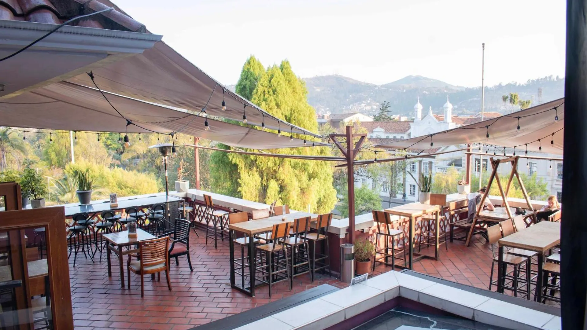 Socialtel Cuenca Hotel 3*,